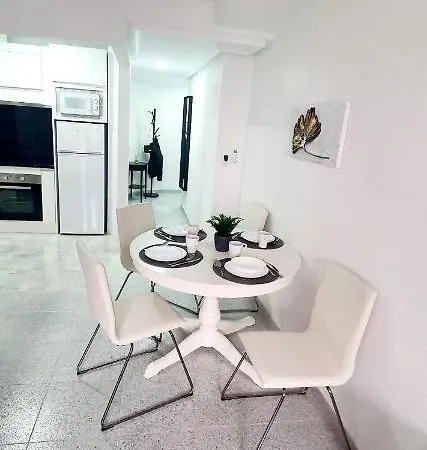 Apartamento On The Beach In Torrevieja